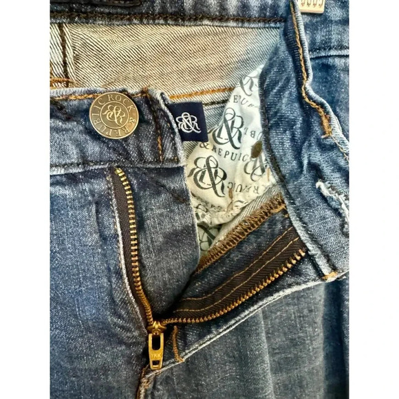 Rock & Republic Kassandra Distressed Studded Boot Cut Denim Jeans Women's SZ 6 - Picture 8 of 15